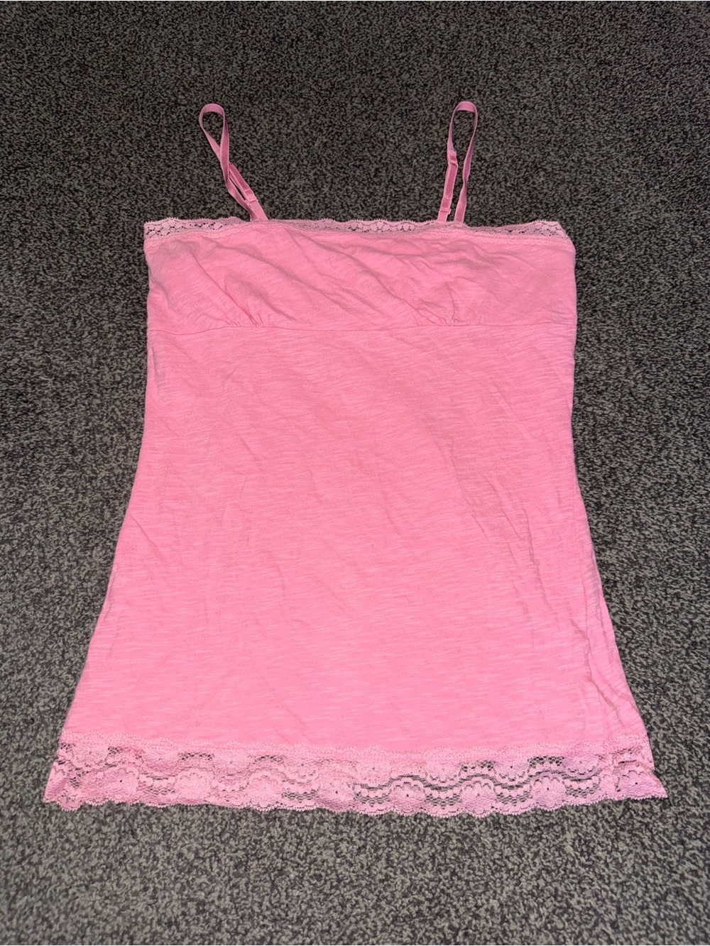 Y2K SO Pink Lace Trim Cami Tank Top Women’s Medium Built In Bra